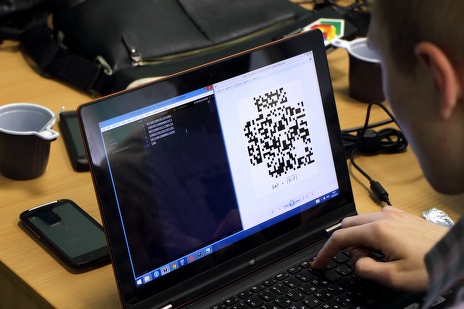 QR-Code Binarization OmskCTF